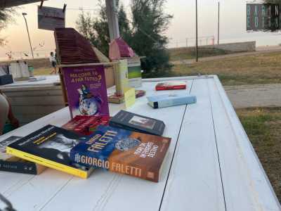 ...gialli, romanzi, classici, poesie...